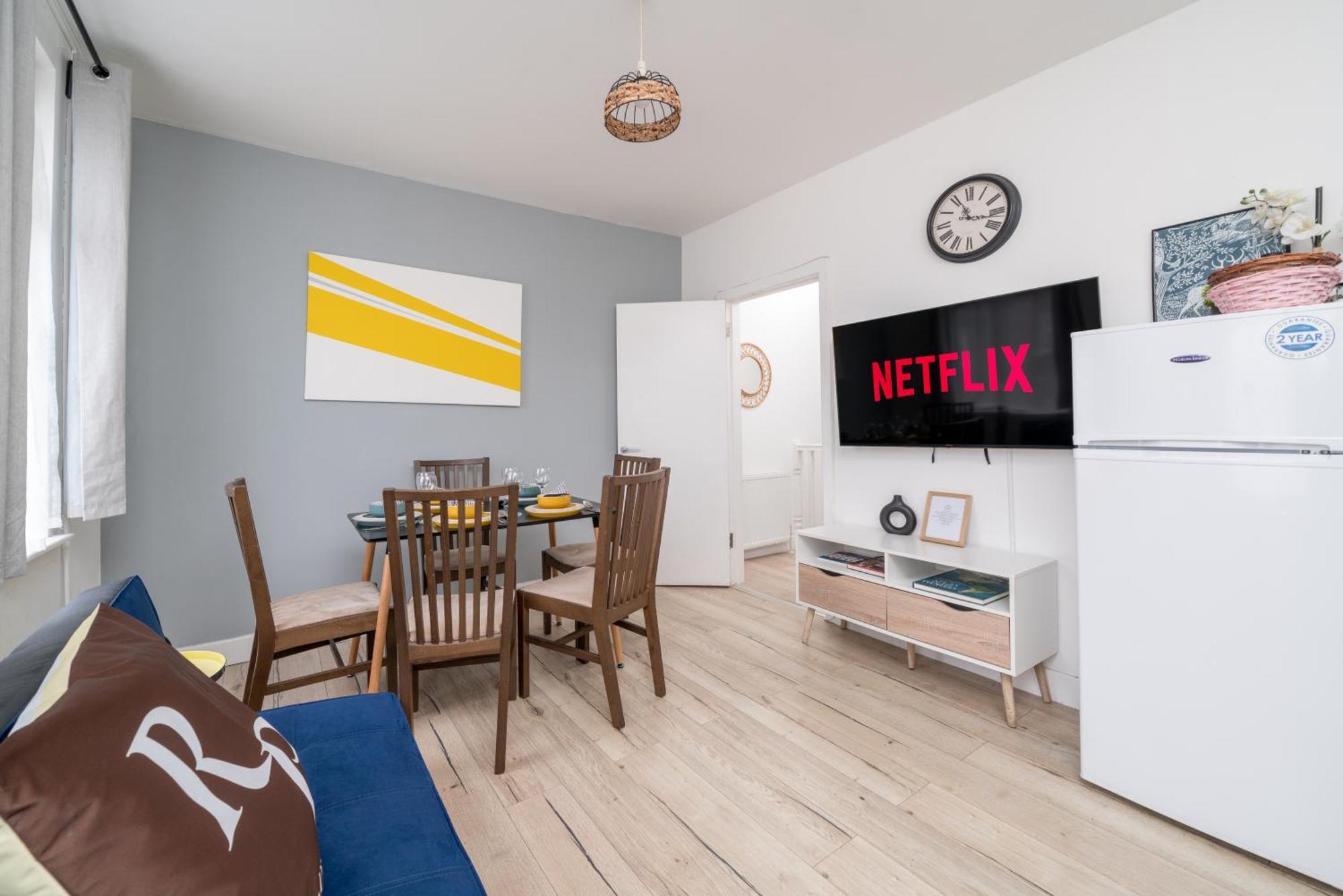 Modern 2 Bed East London Home By Rebby Properties Sleeps 5 Near Canning Town Station Extérieur photo